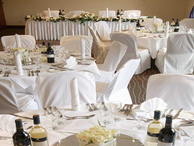 Ramada Hatfield Хатфийлд Екстериор снимка